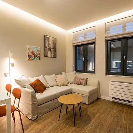 South 22 - Brand New Modern 1bd In Center Апартамент София