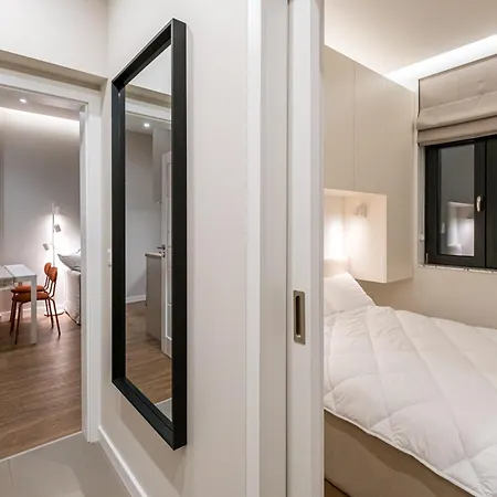 South 22 - Brand New Modern 1bd In Center By Flat Mаnager Апартаменты