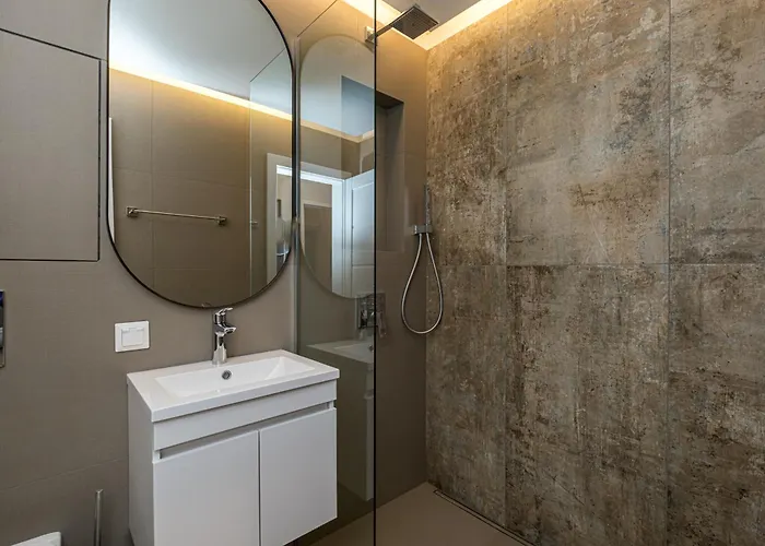 Daire South 22 - Brand New Modern 1bd In Center By Flat Mаnager